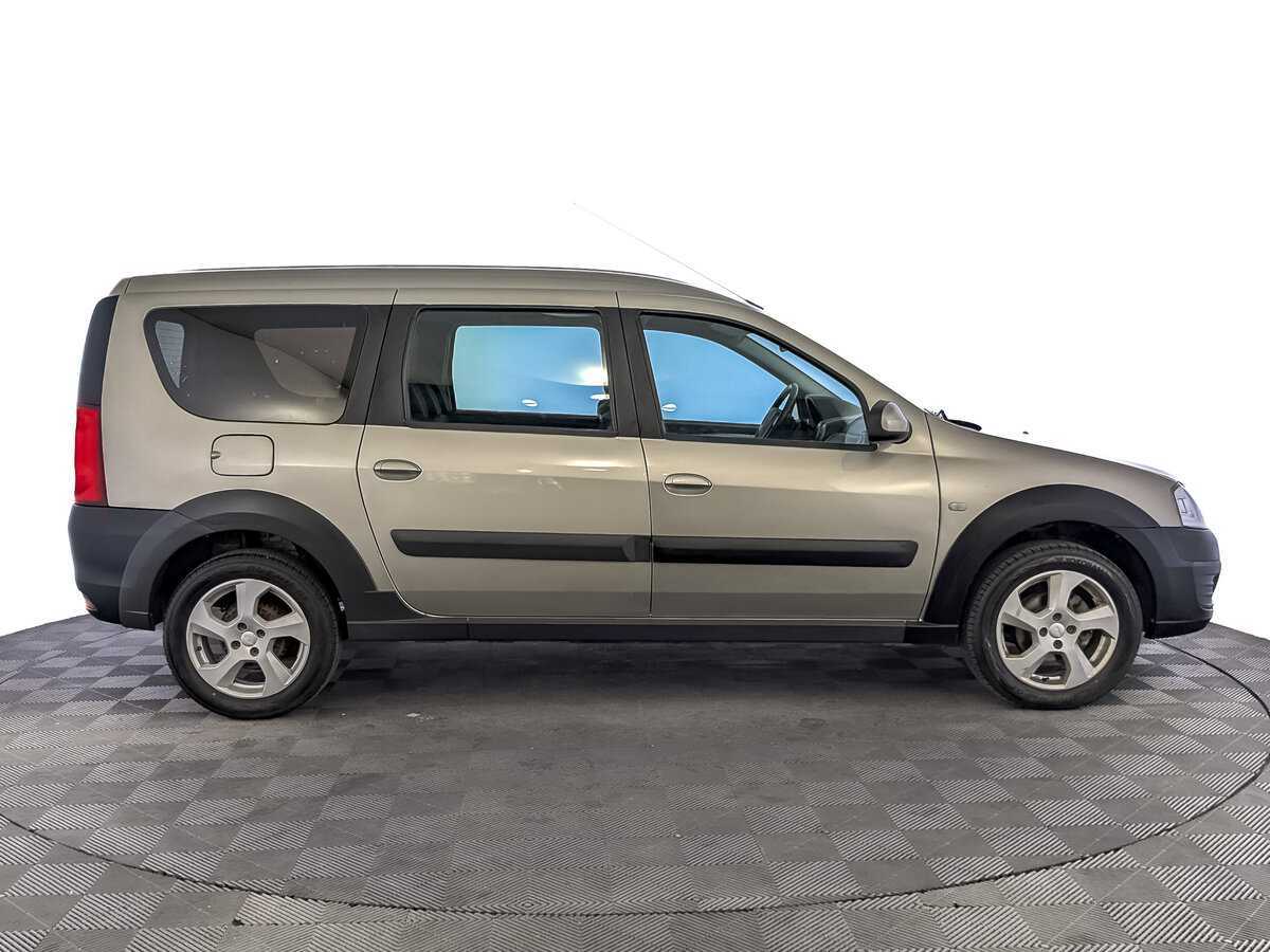 Lada (ВАЗ) Largus с пробегом — 2019 год. Фото: #3