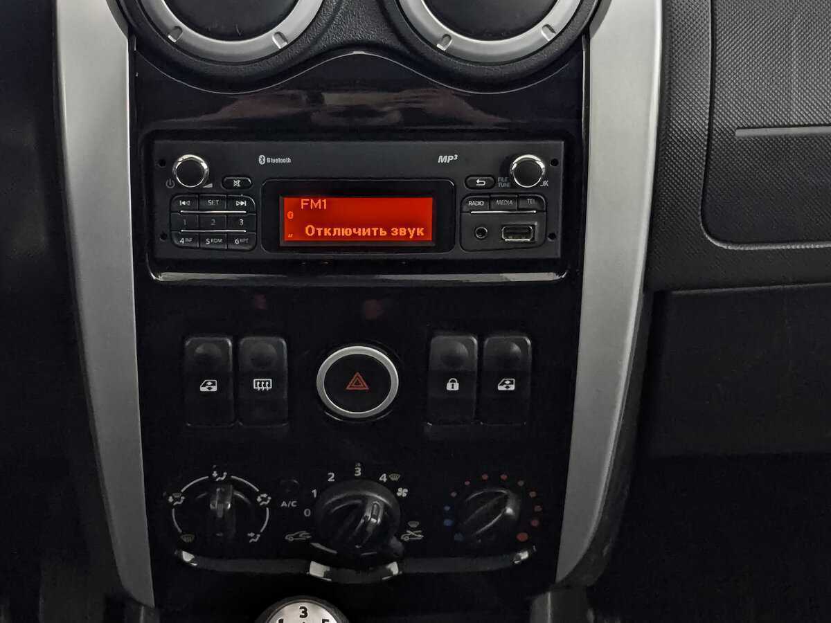 Lada (ВАЗ) Largus с пробегом — 2019 год. Фото: #12