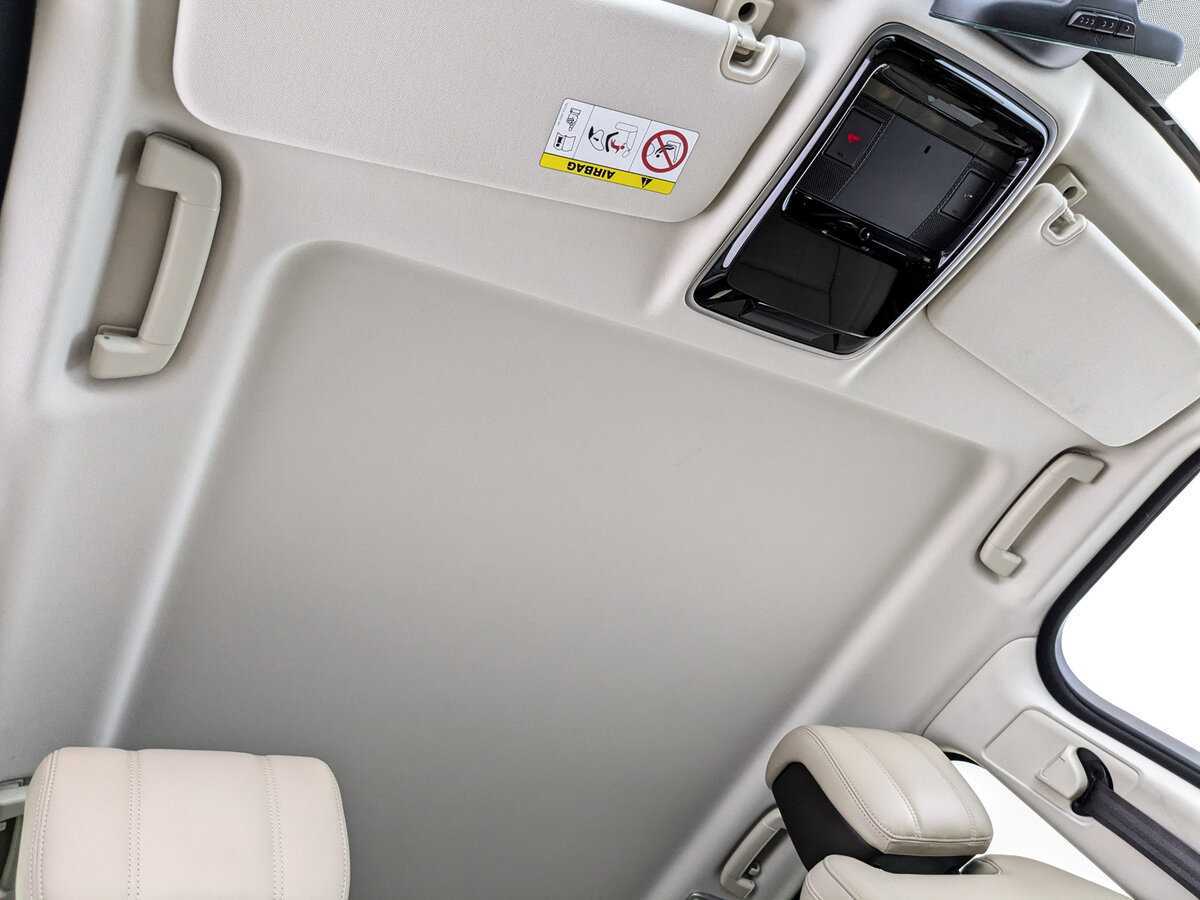 Land Rover Range Rover Sport с пробегом — 2018 год. Фото: #17