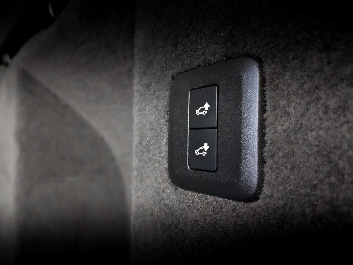 Land Rover Range Rover Sport с пробегом — 2018 год. Фото: #20