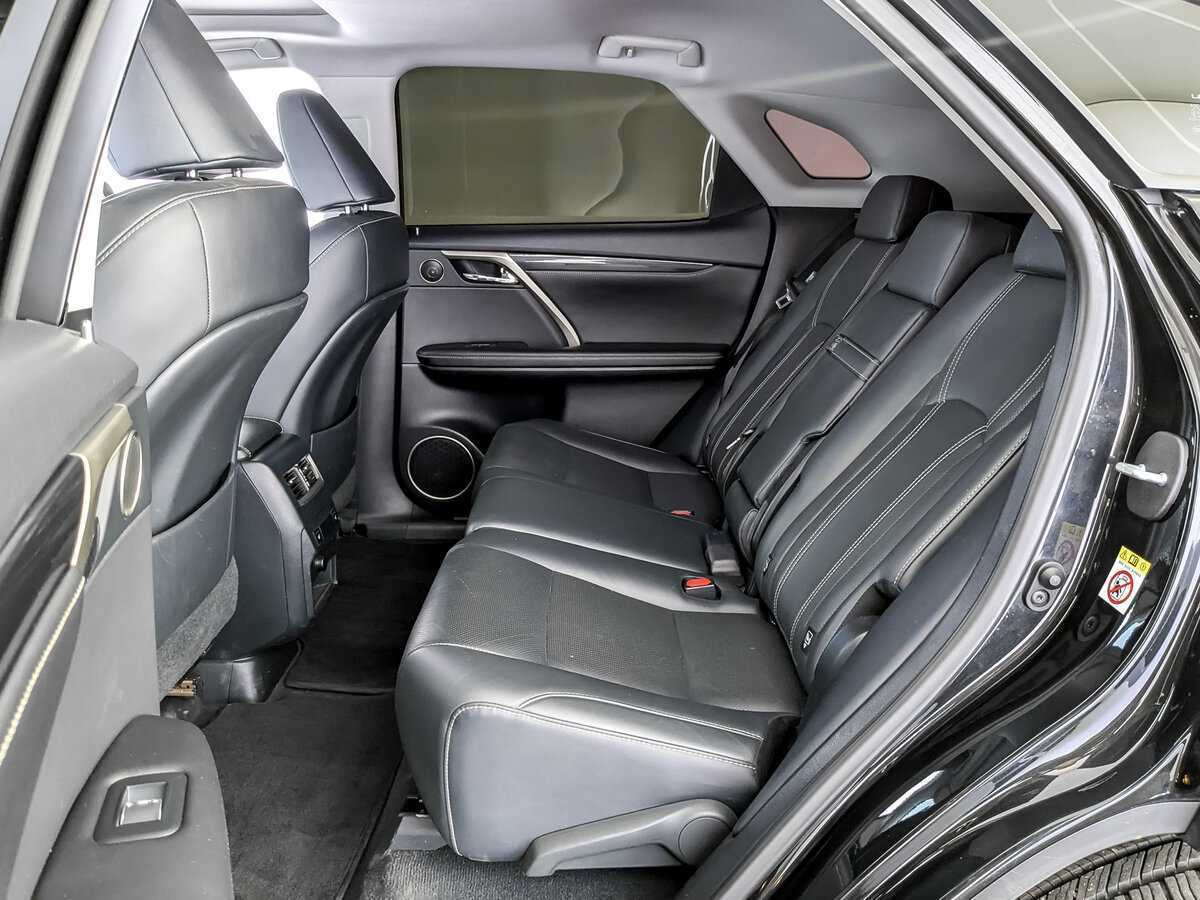 Lexus RX с пробегом — 2019 год. Фото: #9