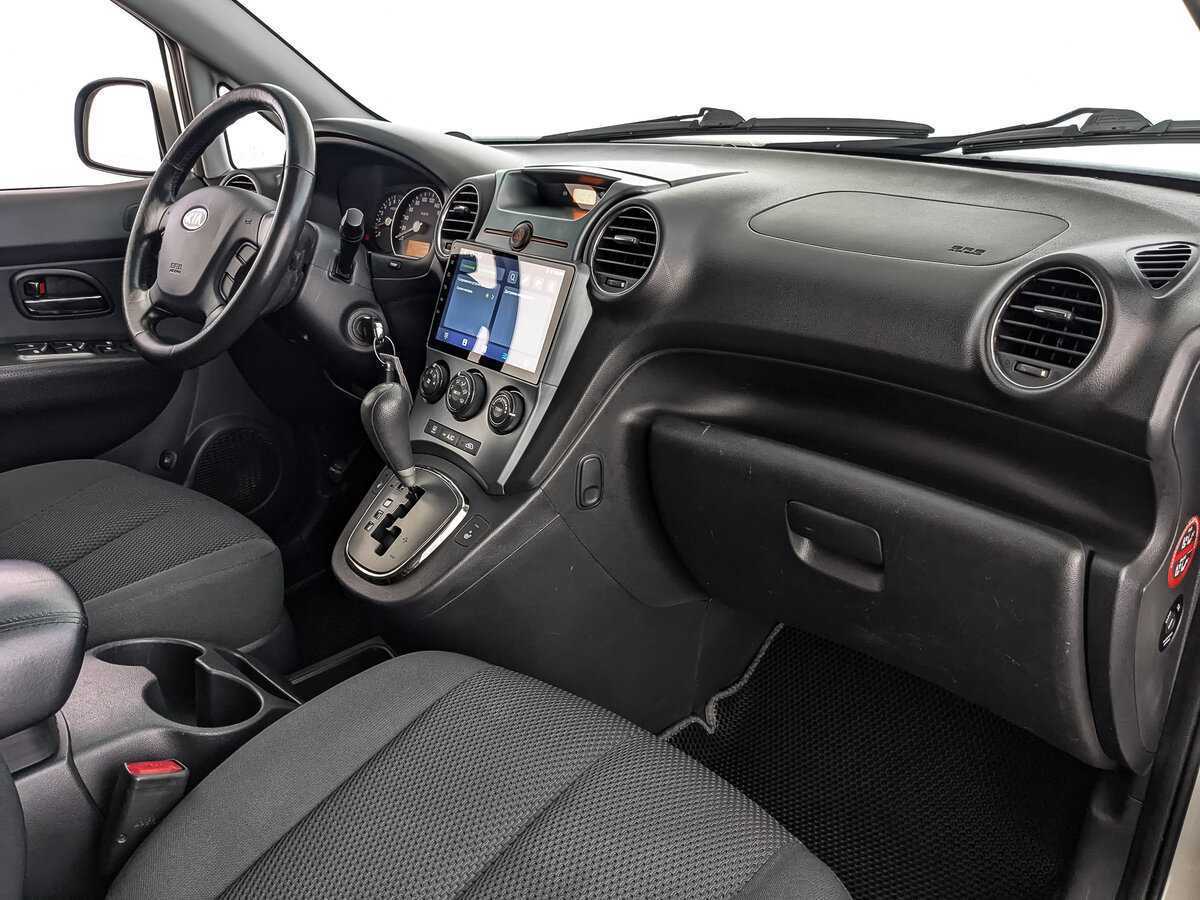 Kia Carens с пробегом — 2011 год. Фото: #8