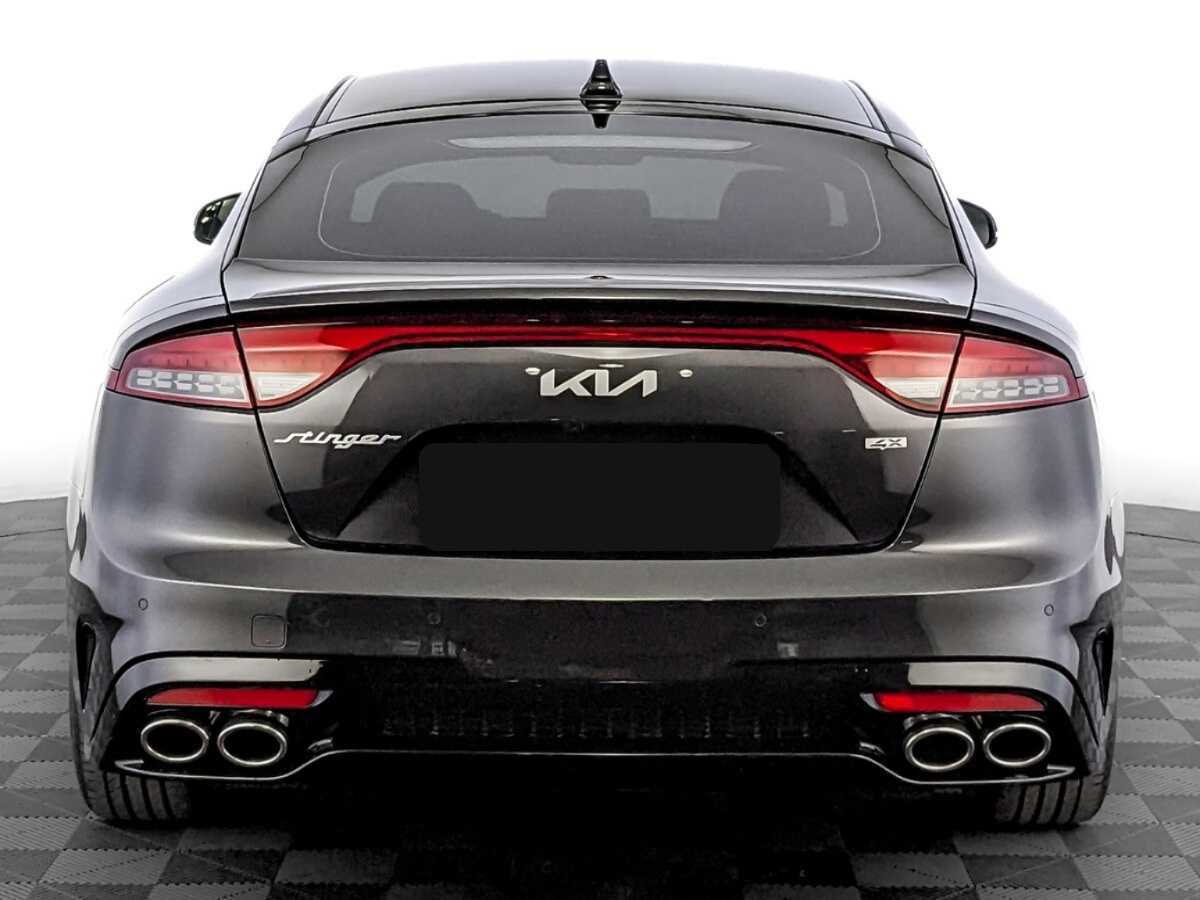 Kia Stinger с пробегом — 2023 год. Фото: #5