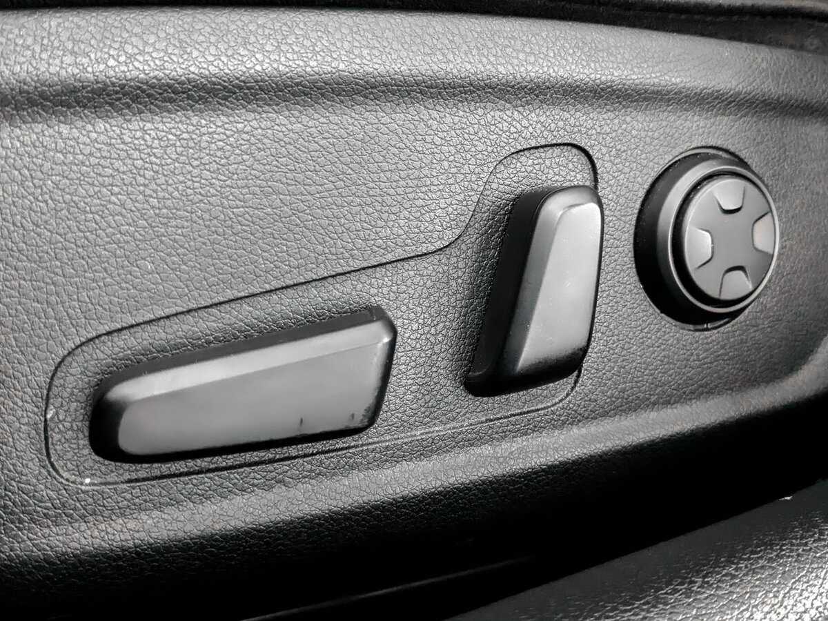 Kia Stinger с пробегом — 2023 год. Фото: #15