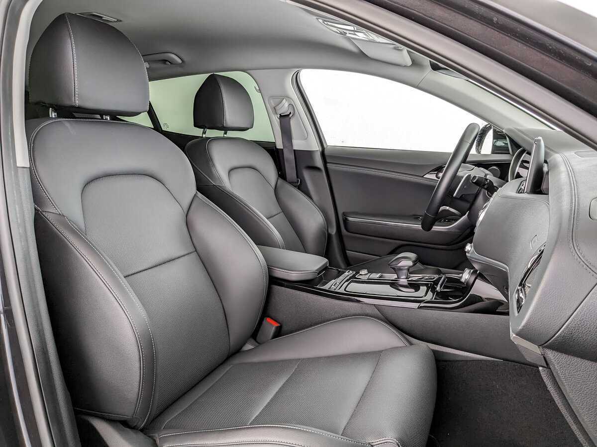 Kia Stinger с пробегом — 2023 год. Фото: #18