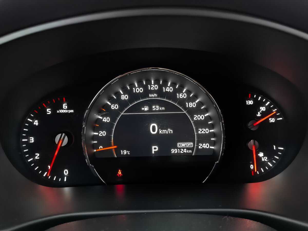 Kia Sorento с пробегом — 2019 год. Фото: #11
