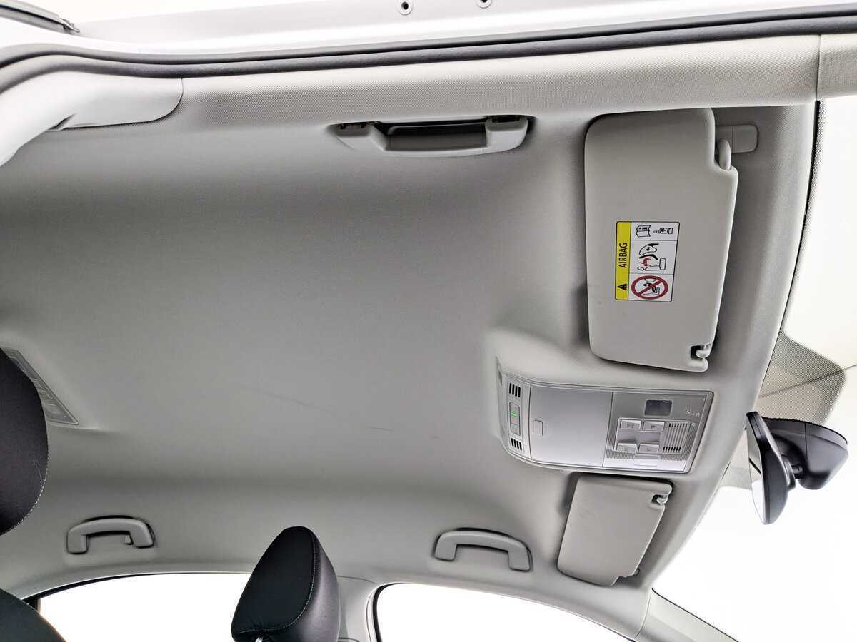 Skoda Superb с пробегом — 2021 год. Фото: #17