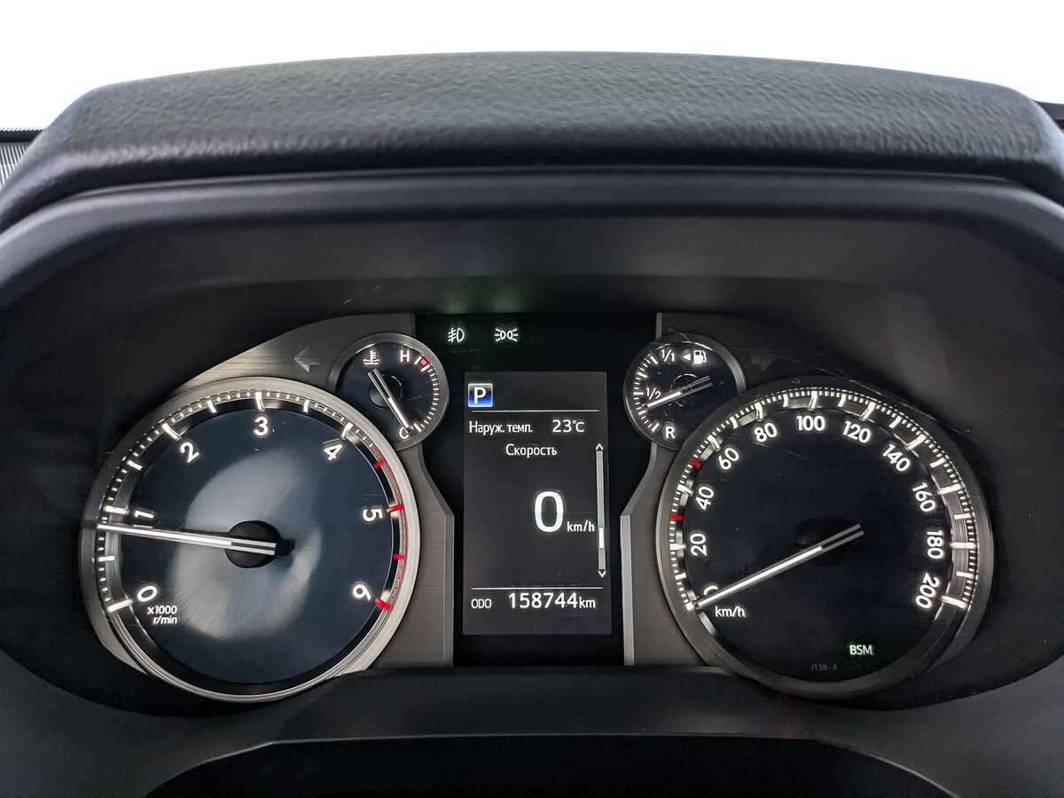 Toyota Land Cruiser Prado с пробегом — 2018 год. Фото: #9