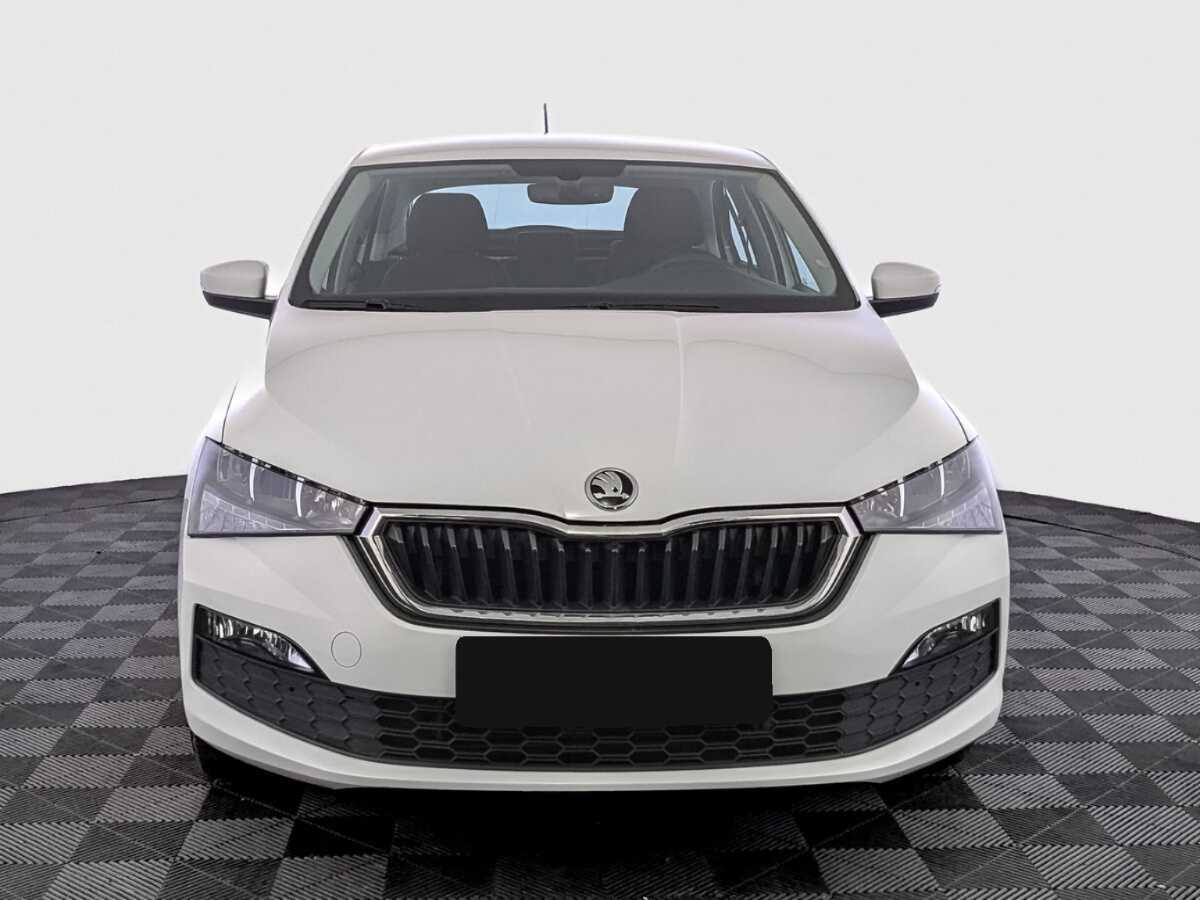 Skoda Rapid с пробегом — 2020 год. Фото: #1
