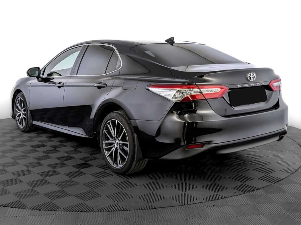 Toyota Camry с пробегом — 2021 год. Фото: #6