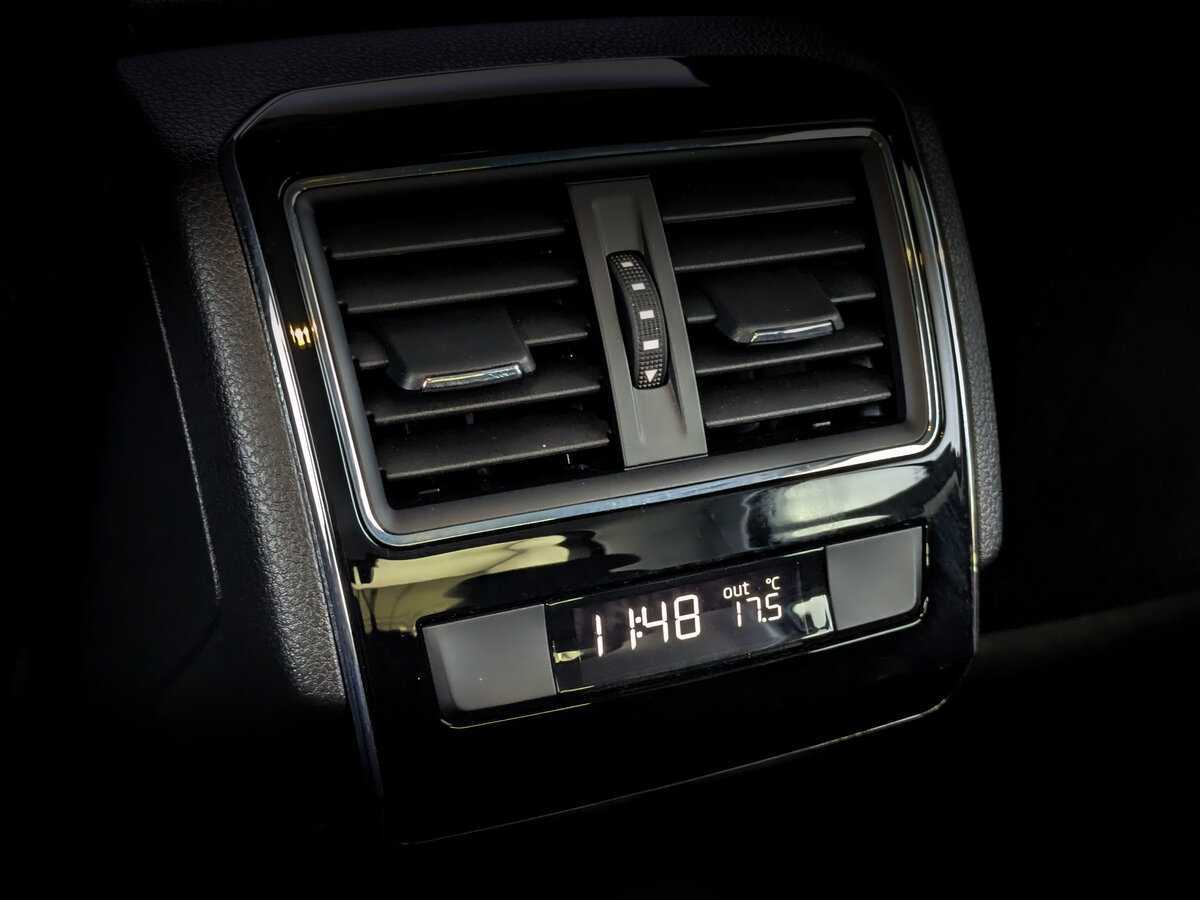 Skoda Superb с пробегом — 2019 год. Фото: #23