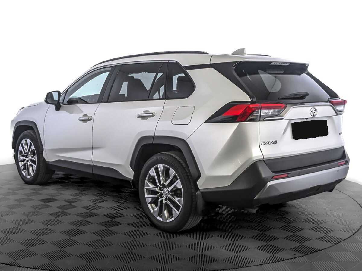 Toyota RAV4 с пробегом — 2020 год. Фото: #6