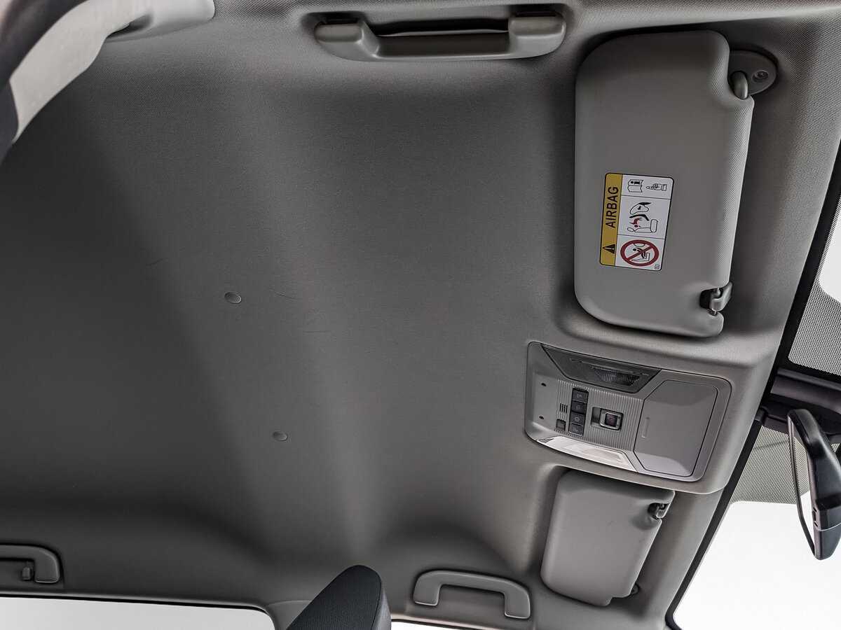 Toyota RAV4 с пробегом — 2021 год. Фото: #18