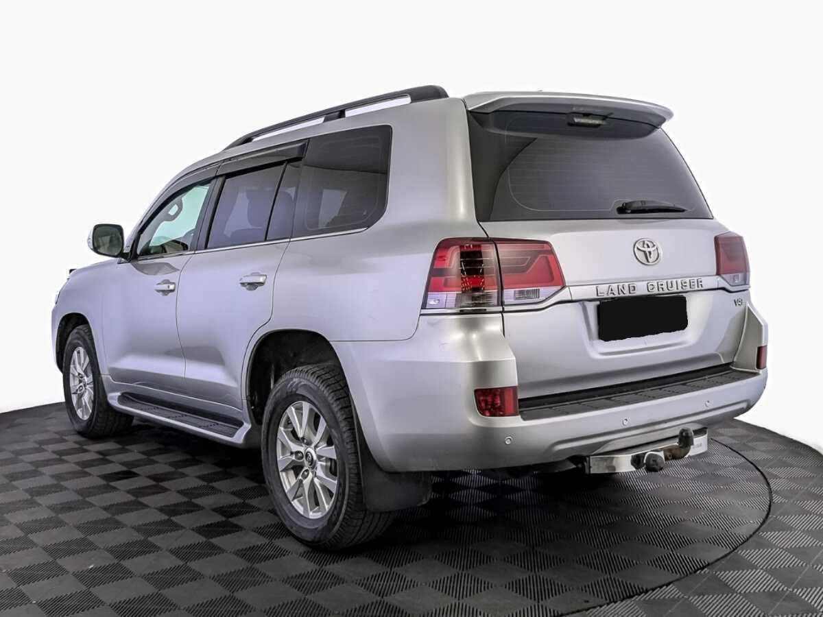 Toyota Land Cruiser с пробегом — 2016 год. Фото: #6