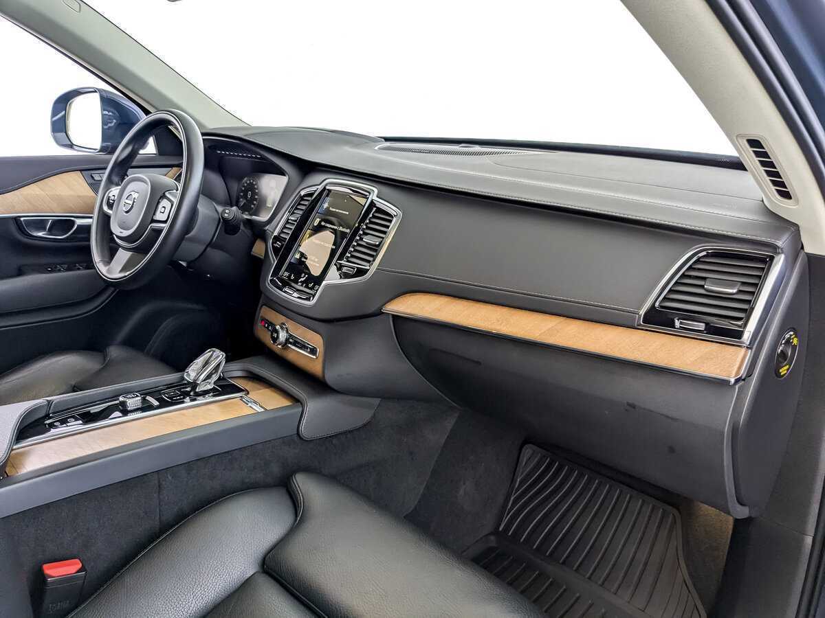 Volvo XC90 с пробегом — 2022 год. Фото: #8