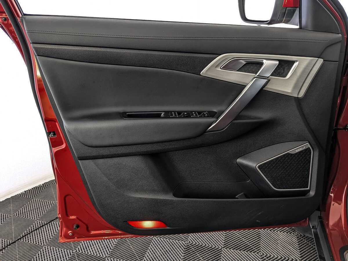 Geely Atlas с пробегом — 2019 год. Фото: #14