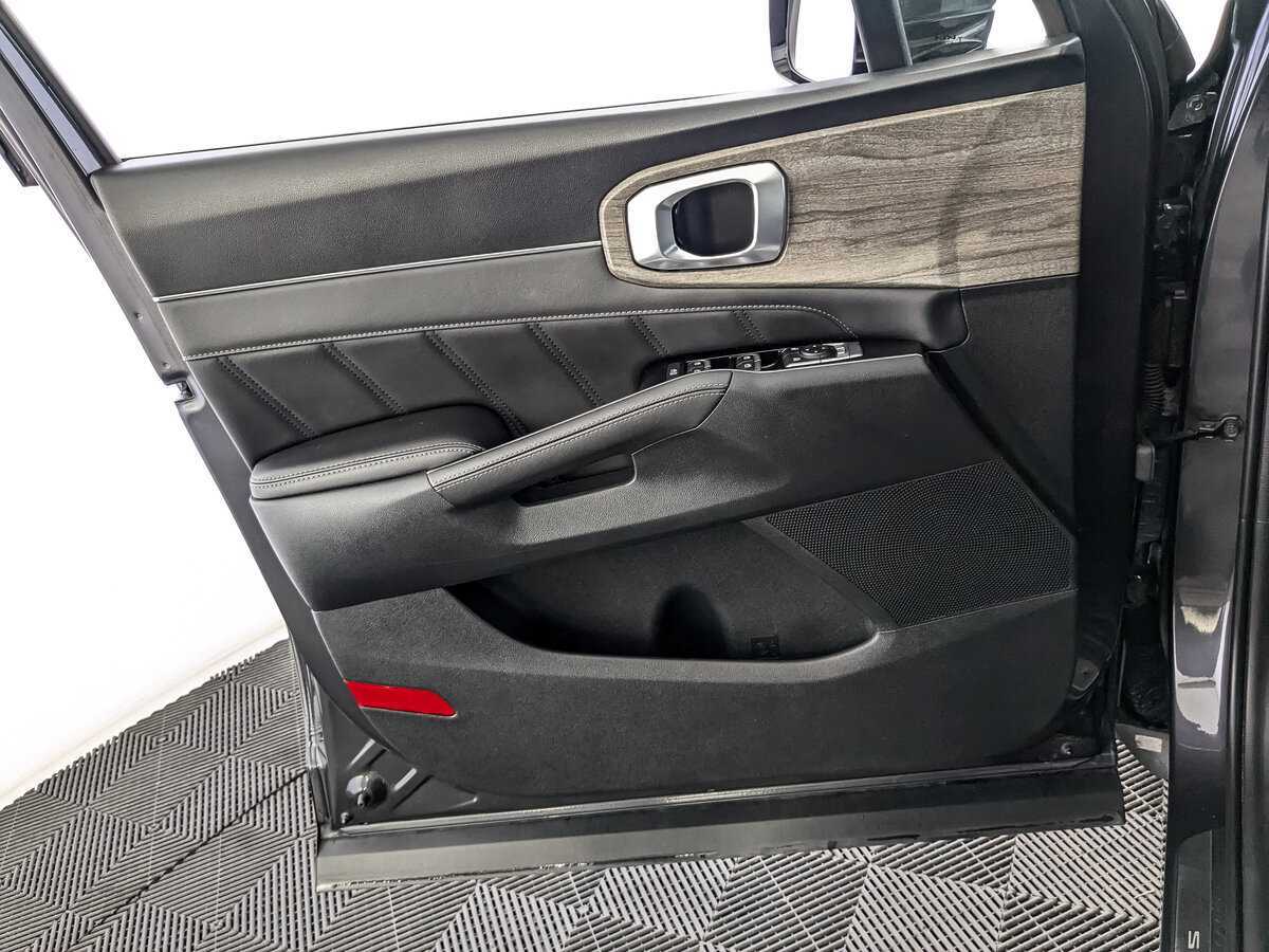 Kia Sorento с пробегом — 2022 год. Фото: #13