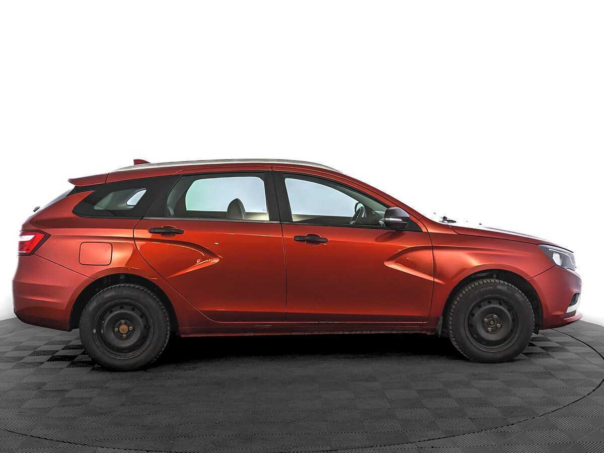 Lada (ВАЗ) Vesta с пробегом — 2021 год. Фото: #3