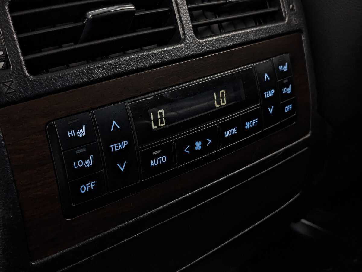 Toyota Land Cruiser с пробегом — 2017 год. Фото: #20