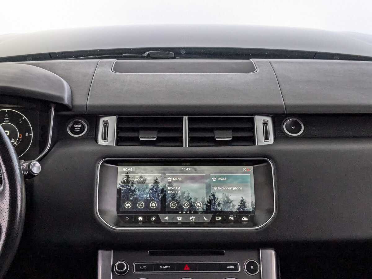 Land Rover Range Rover Sport с пробегом — 2017 год. Фото: #12