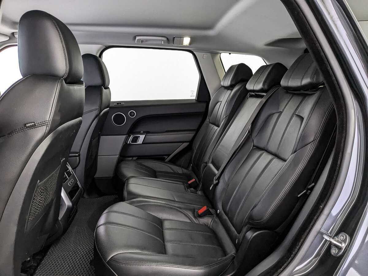 Land Rover Range Rover Sport с пробегом — 2017 год. Фото: #13