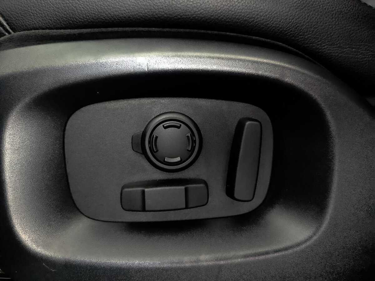 Land Rover Range Rover Sport с пробегом — 2017 год. Фото: #24