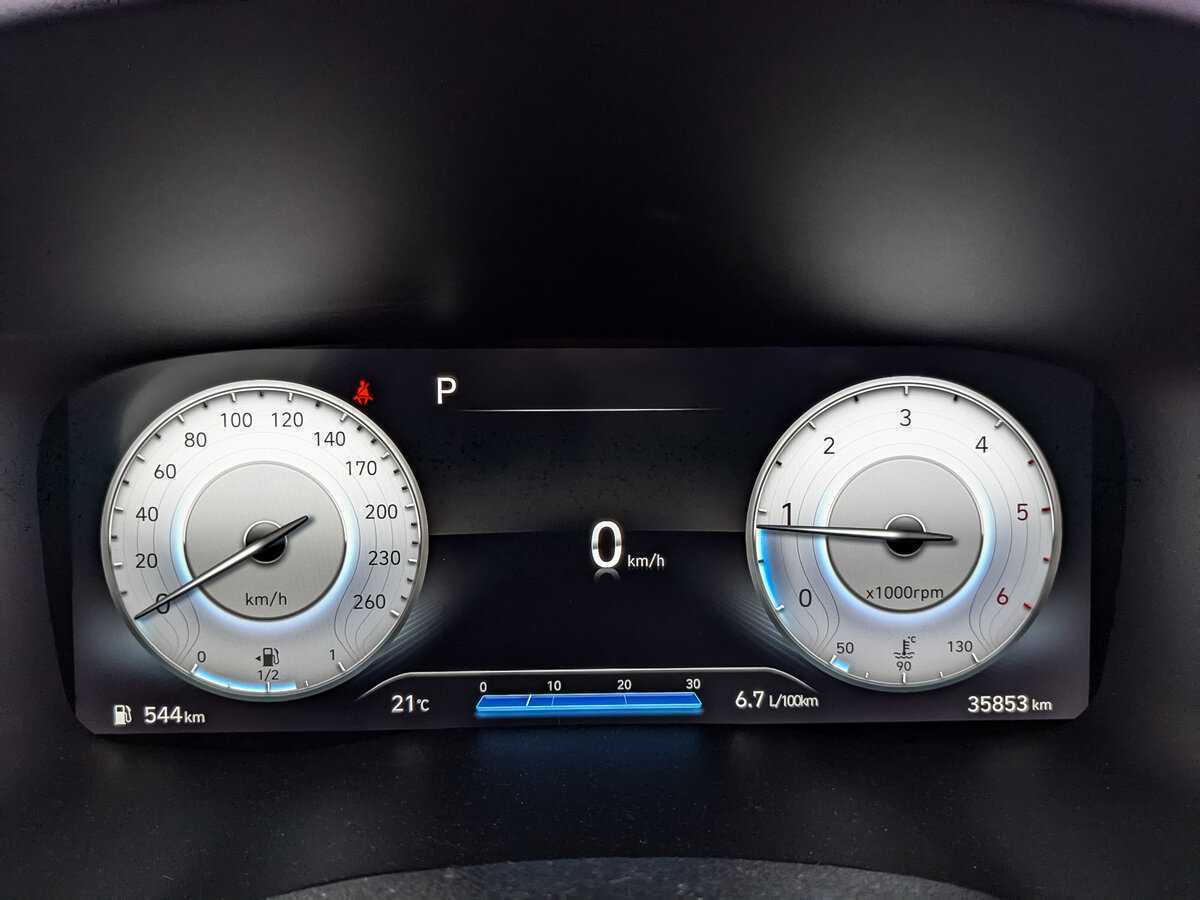 Hyundai Santa Fe с пробегом — 2022 год. Фото: #11