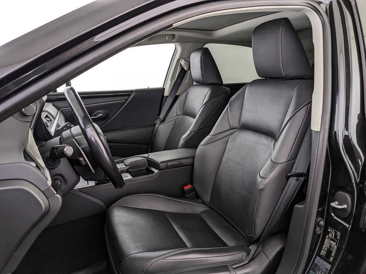 Lexus ES с пробегом — 2021 год. Фото: #15