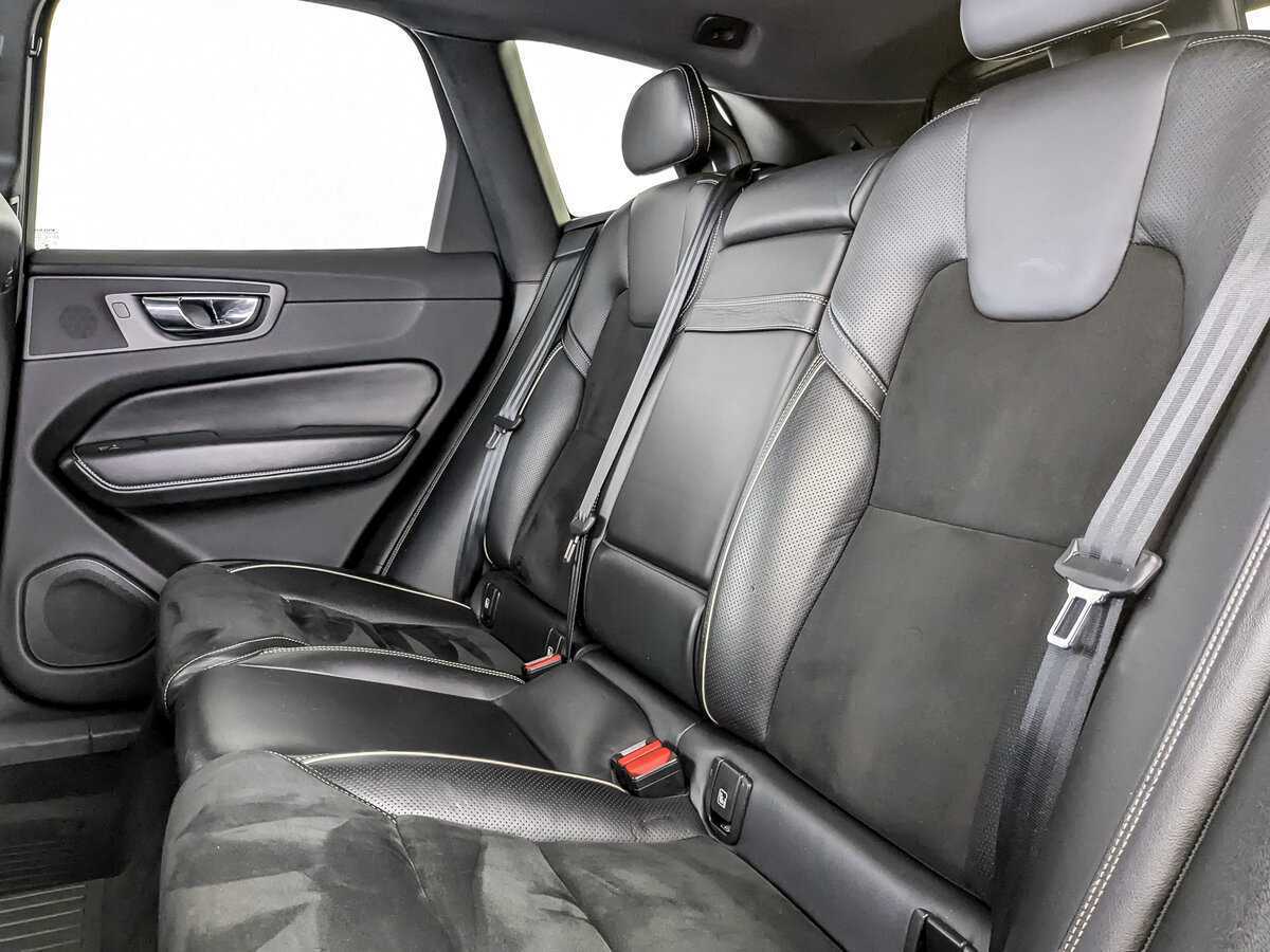 Volvo XC60 с пробегом — 2018 год. Фото: #9