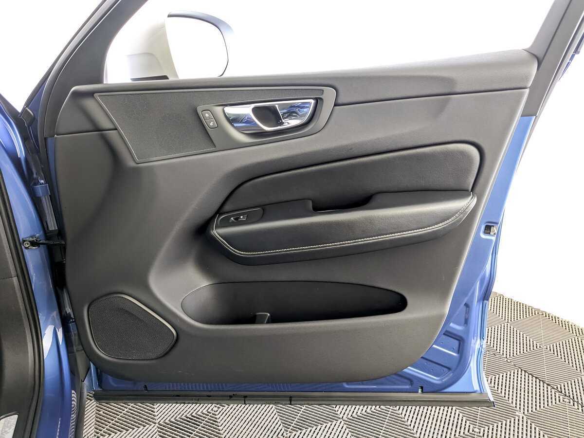 Volvo XC60 с пробегом — 2018 год. Фото: #21
