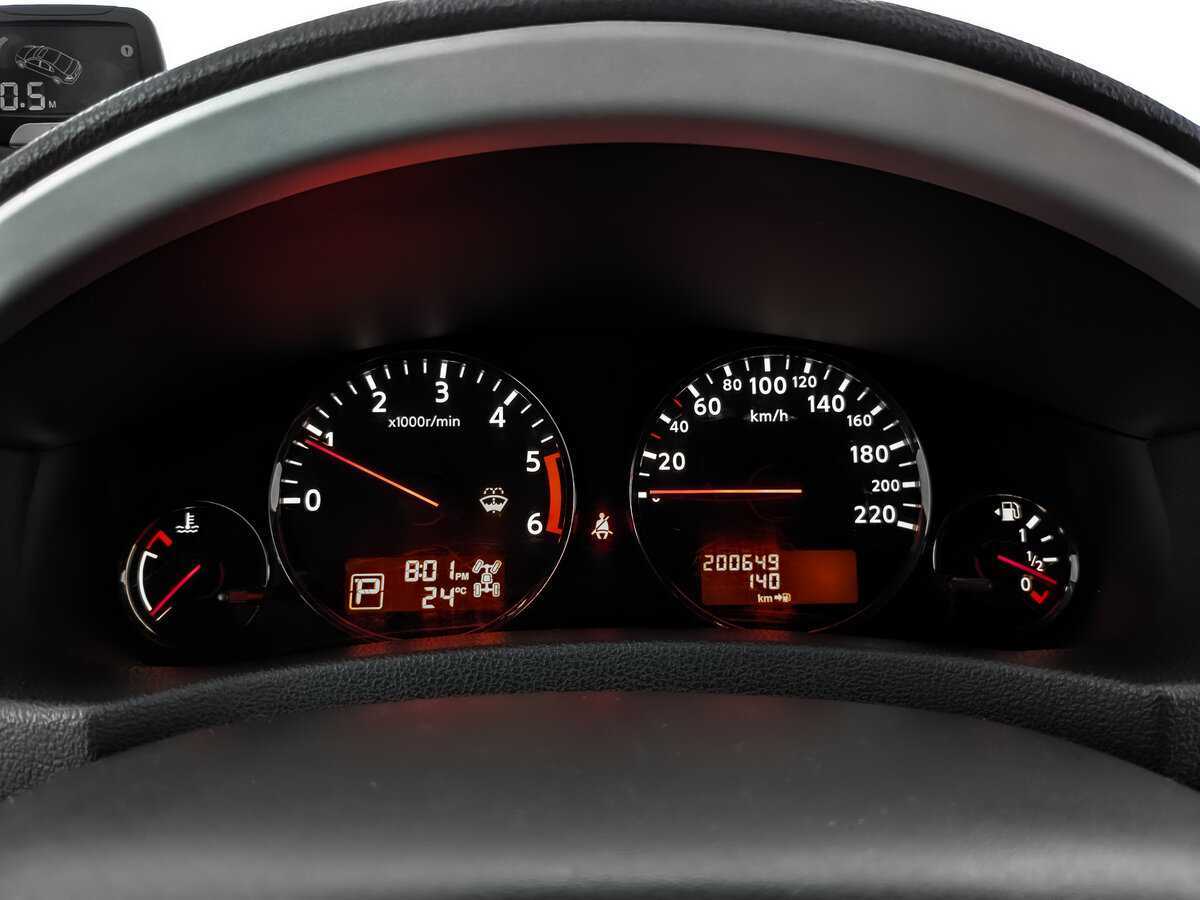 Nissan Pathfinder с пробегом — 2012 год. Фото: #11