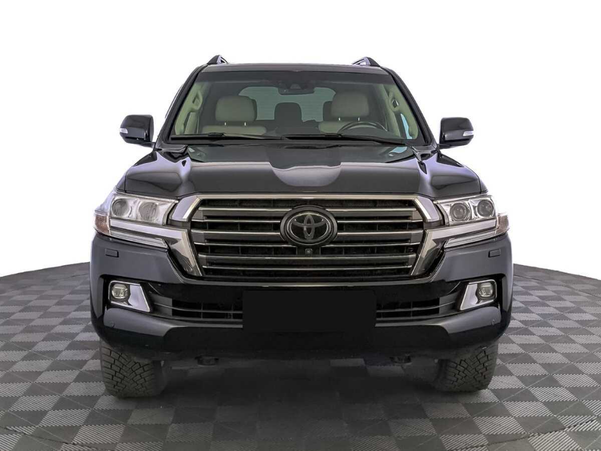 Toyota Land Cruiser с пробегом — 2019 год. Фото: #1