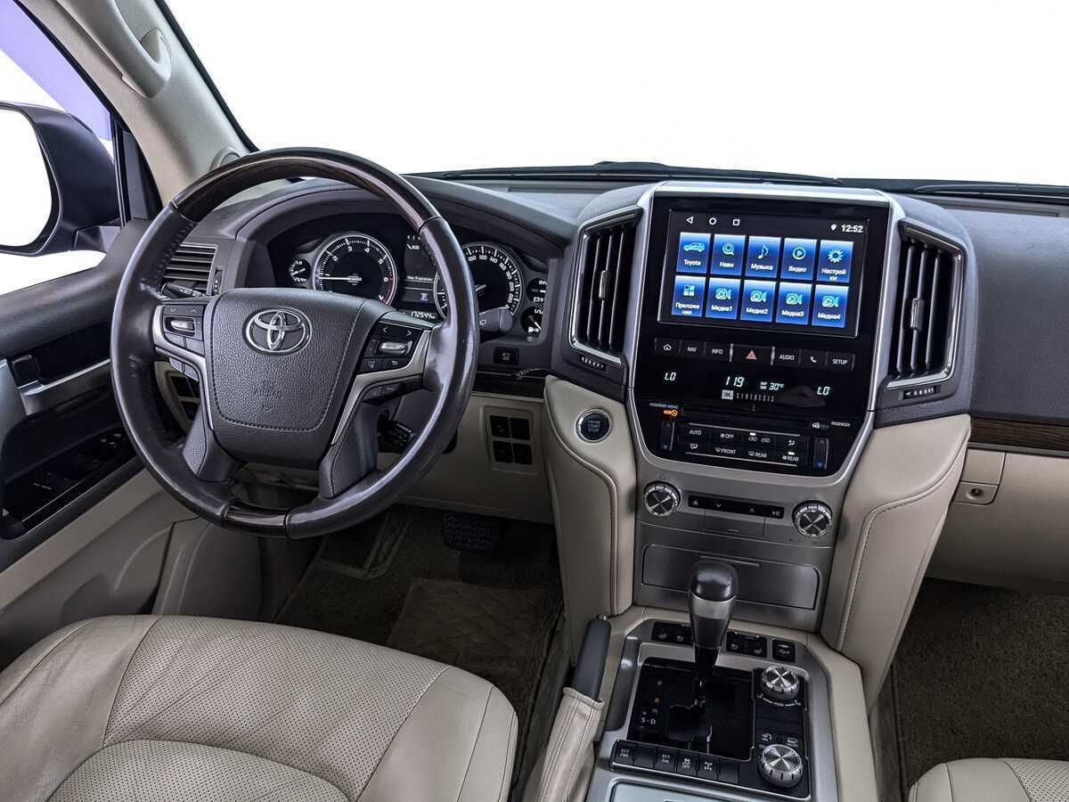 Toyota Land Cruiser с пробегом — 2019 год. Фото: #21