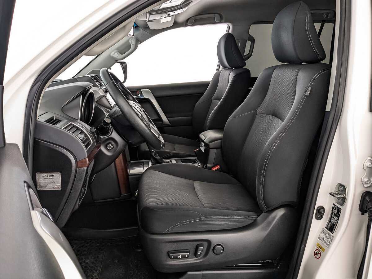 Toyota Land Cruiser Prado с пробегом — 2016 год. Фото: #15