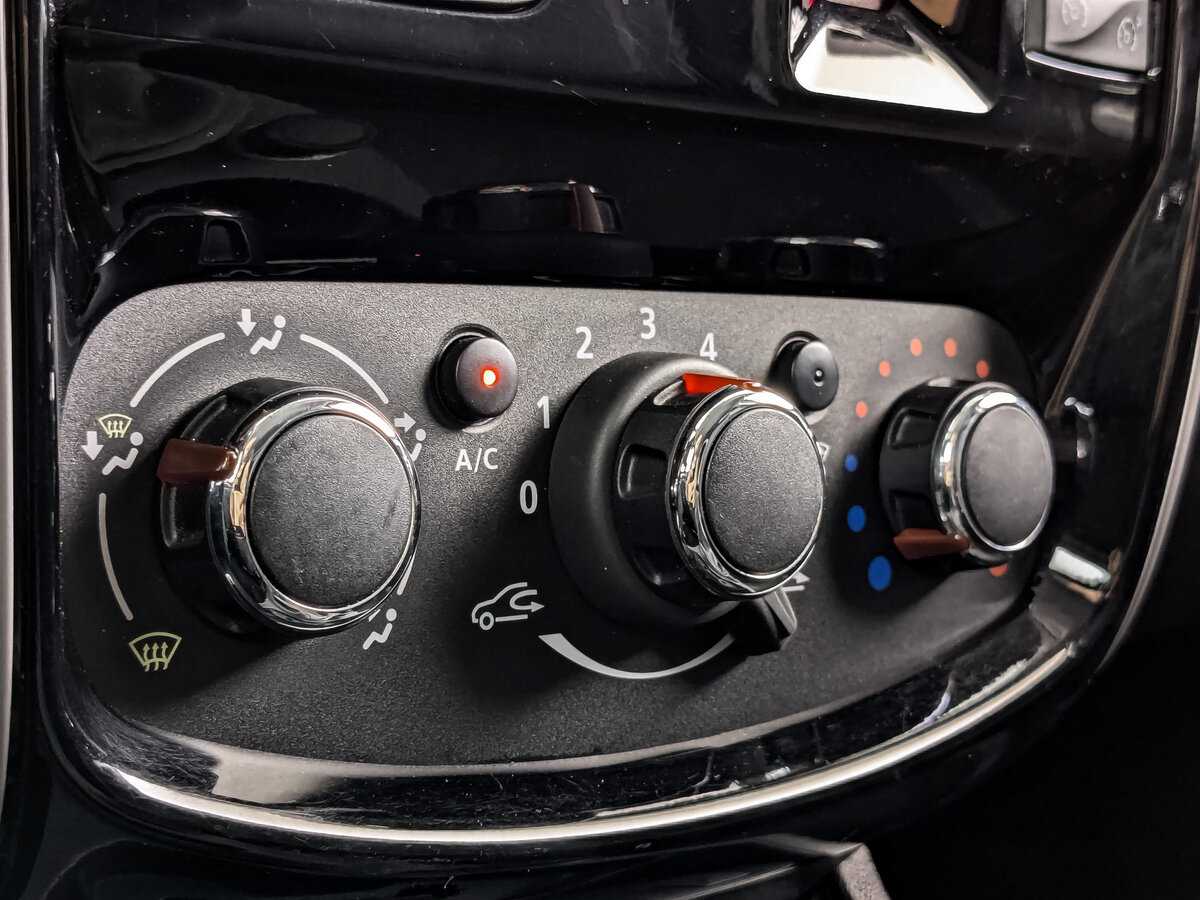 Nissan Terrano с пробегом — 2020 год. Фото: #15