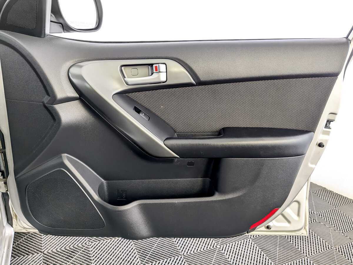 Kia Cerato с пробегом — 2010 год. Фото: #19