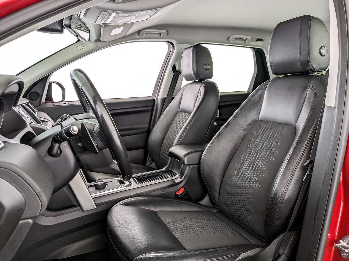 Land Rover Discovery Sport с пробегом — 2019 год. Фото: #15