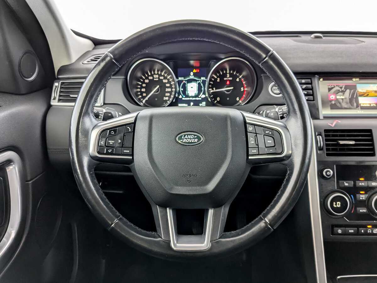 Land Rover Discovery Sport с пробегом — 2019 год. Фото: #16