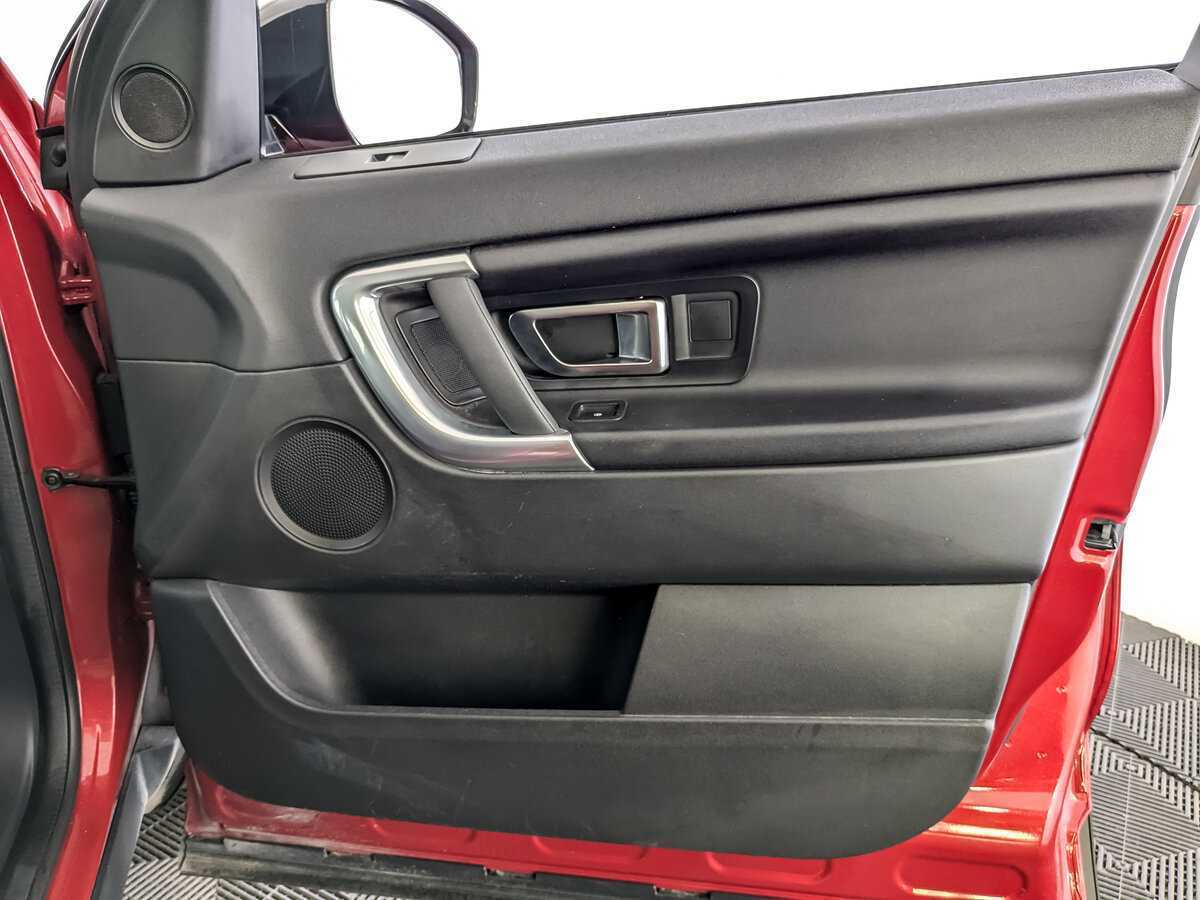 Land Rover Discovery Sport с пробегом — 2019 год. Фото: #19