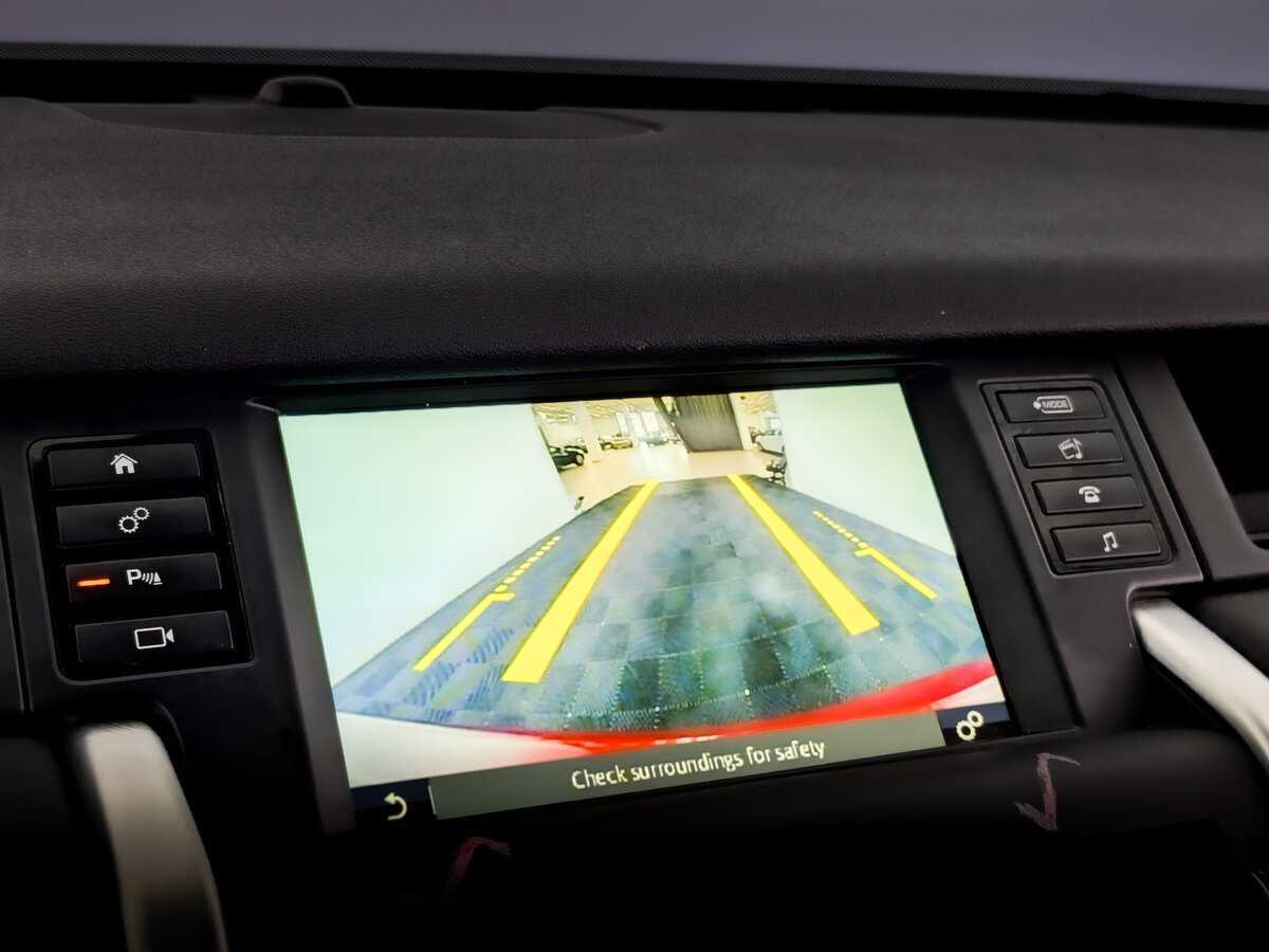 Land Rover Discovery Sport с пробегом — 2019 год. Фото: #21