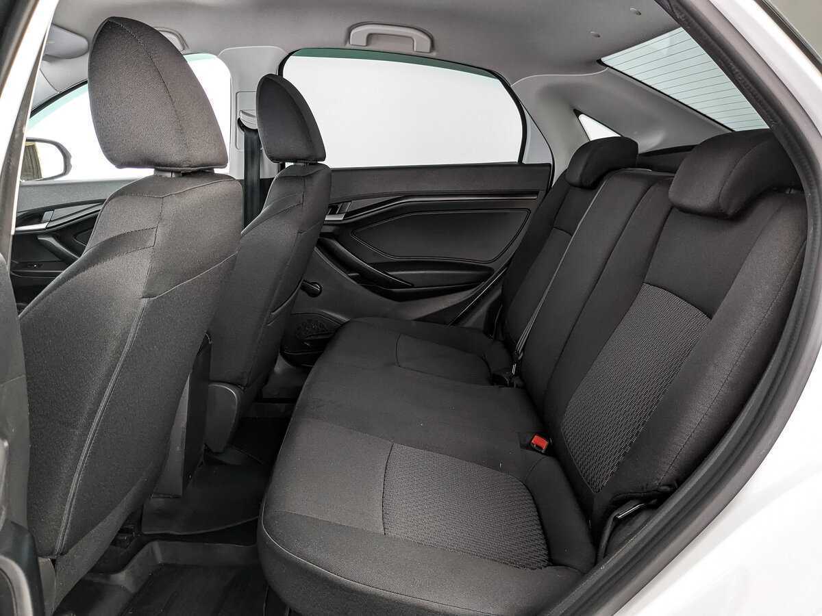 Lada (ВАЗ) Vesta с пробегом — 2021 год. Фото: #13