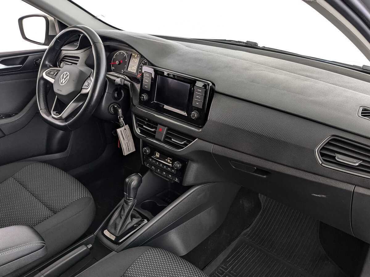 Volkswagen Polo с пробегом — 2021 год. Фото: #8