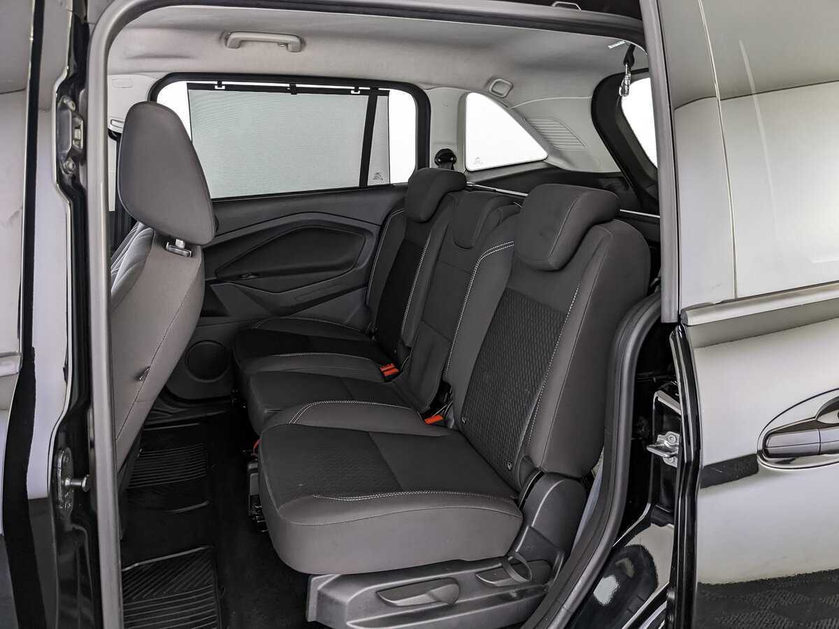 Ford C-MAX с пробегом — 2016 год. Фото: #13