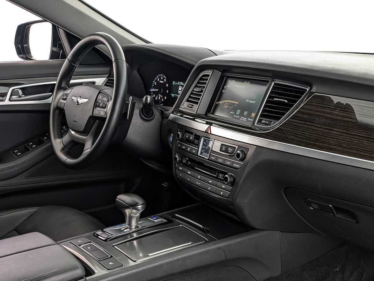 Genesis G80 с пробегом — 2018 год. Фото: #8