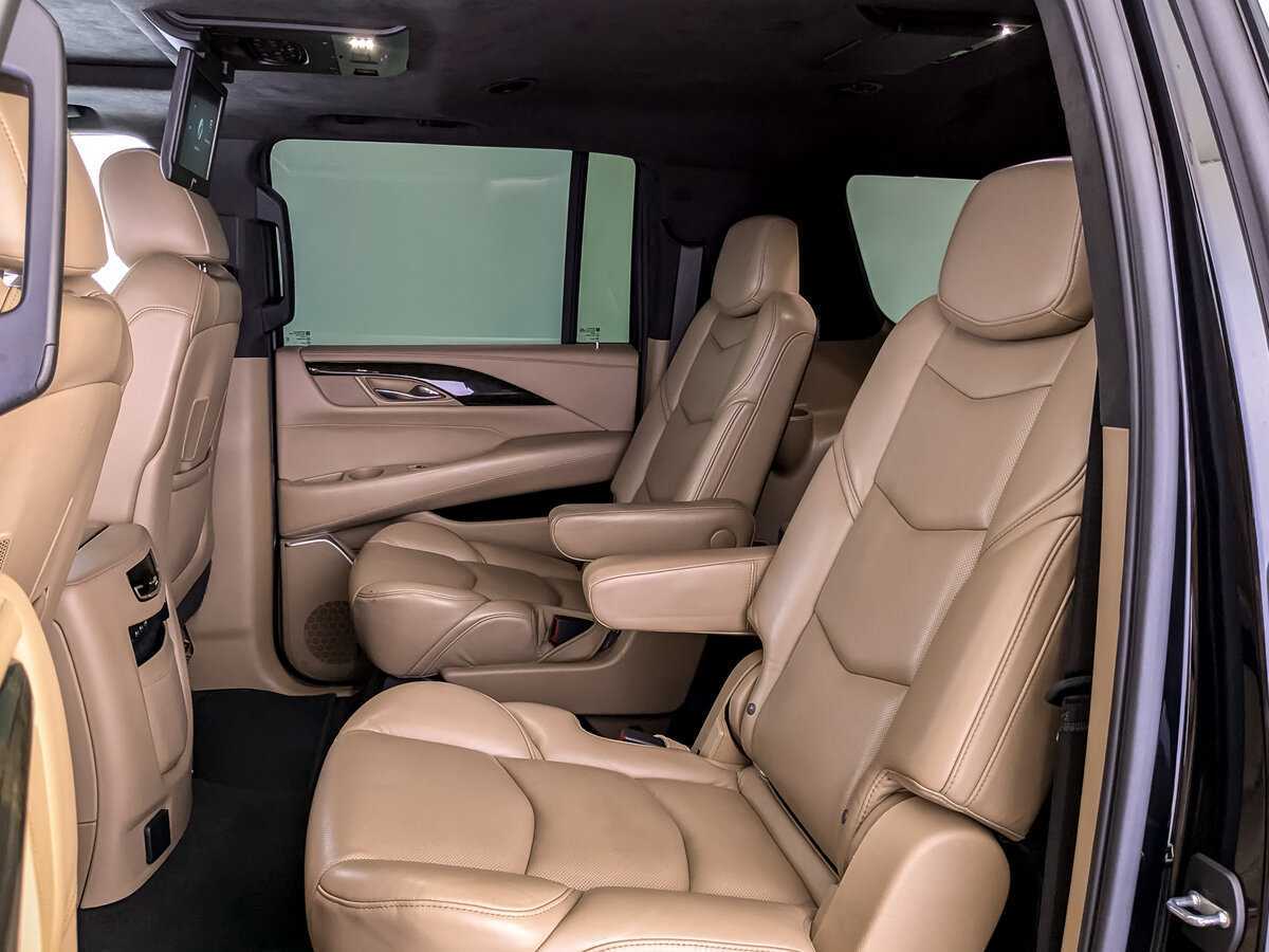 Cadillac Escalade с пробегом — 2020 год. Фото: #9