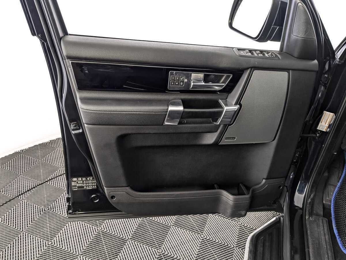 Land Rover Discovery с пробегом — 2011 год. Фото: #13