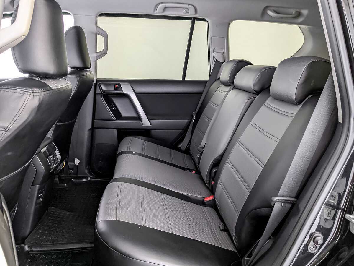 Toyota Land Cruiser Prado с пробегом — 2017 год. Фото: #8