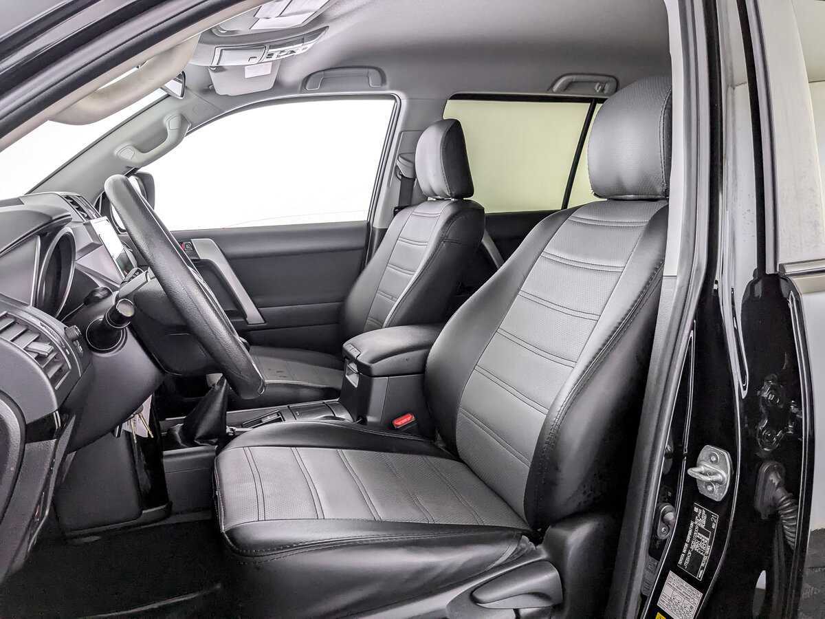 Toyota Land Cruiser Prado с пробегом — 2017 год. Фото: #13