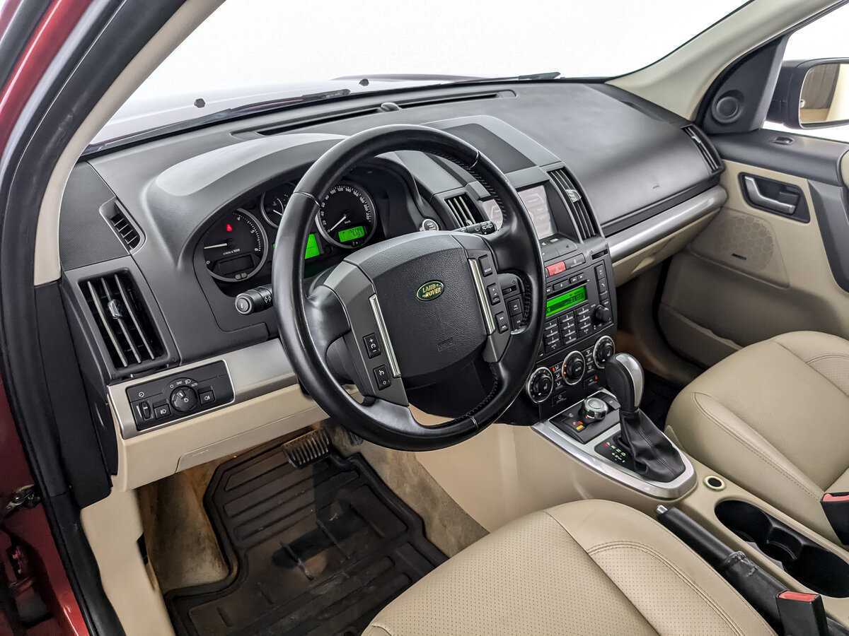 Land Rover Freelander с пробегом — 2010 год. Фото: #13