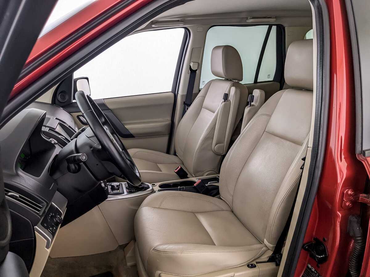 Land Rover Freelander с пробегом — 2010 год. Фото: #15